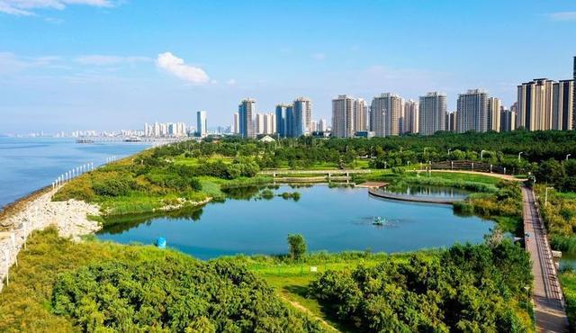 与城同行·蓝色之城